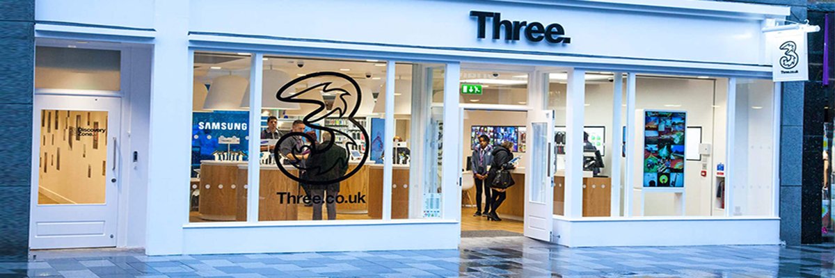 Three UK aims for medium-sized firms with business comms offers